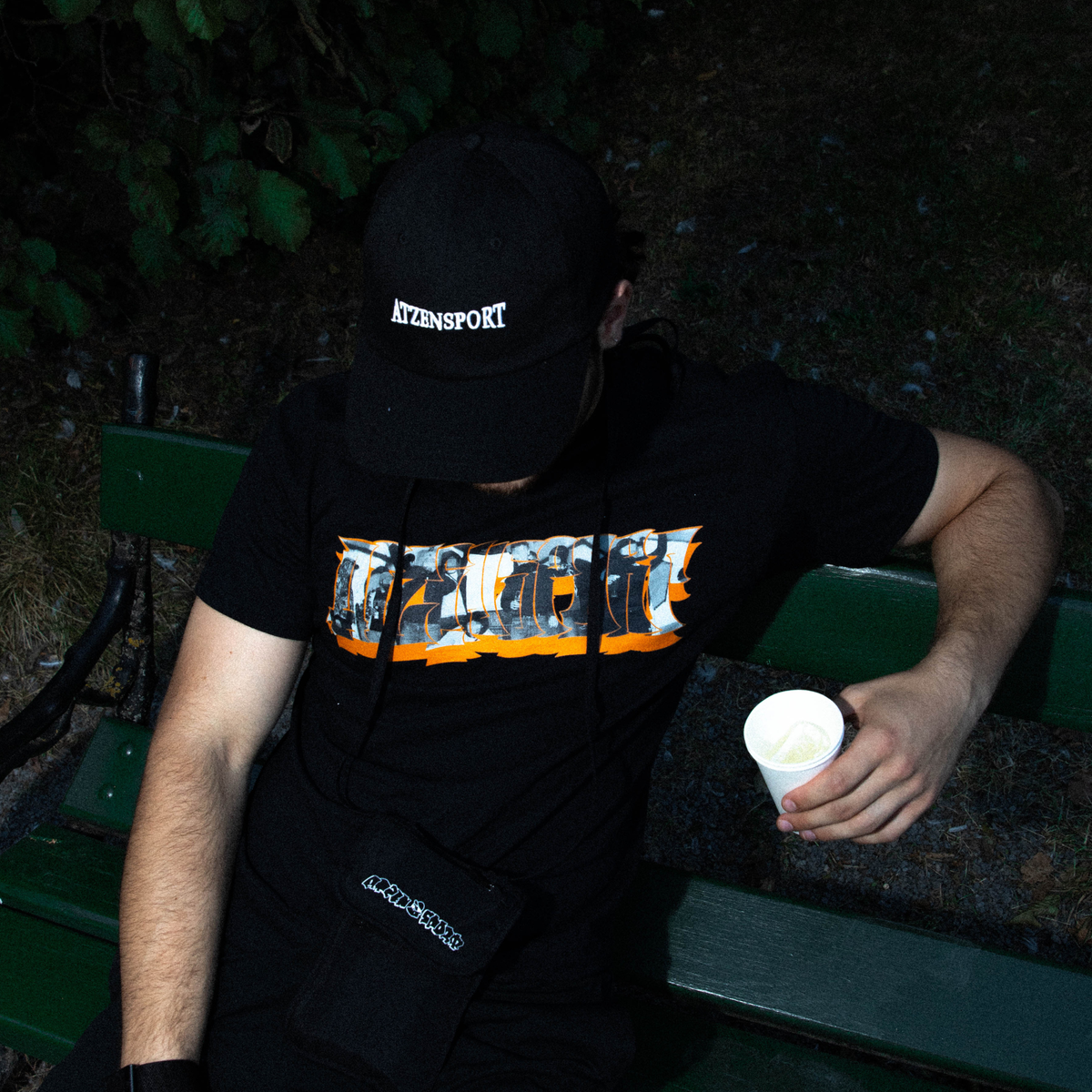 Taisen T-Shirt und Richie Cap von ATZENSPORT, getragen