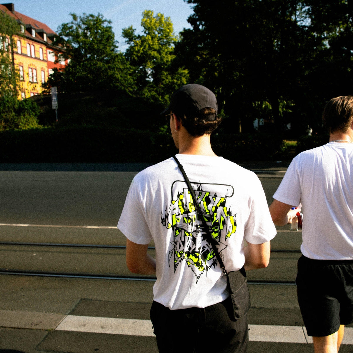 Rout.R und Taisen T-Shirts von ATZENSPORT, getragen
