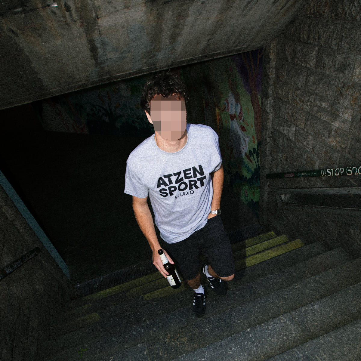 Vladi T-Shirt von ATZENSPORT, getragen
