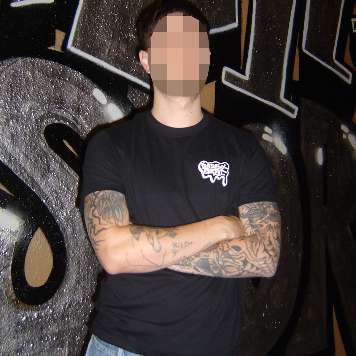 K.Atzensport T-Shirt in Schwarz, getragen, Vorderseite